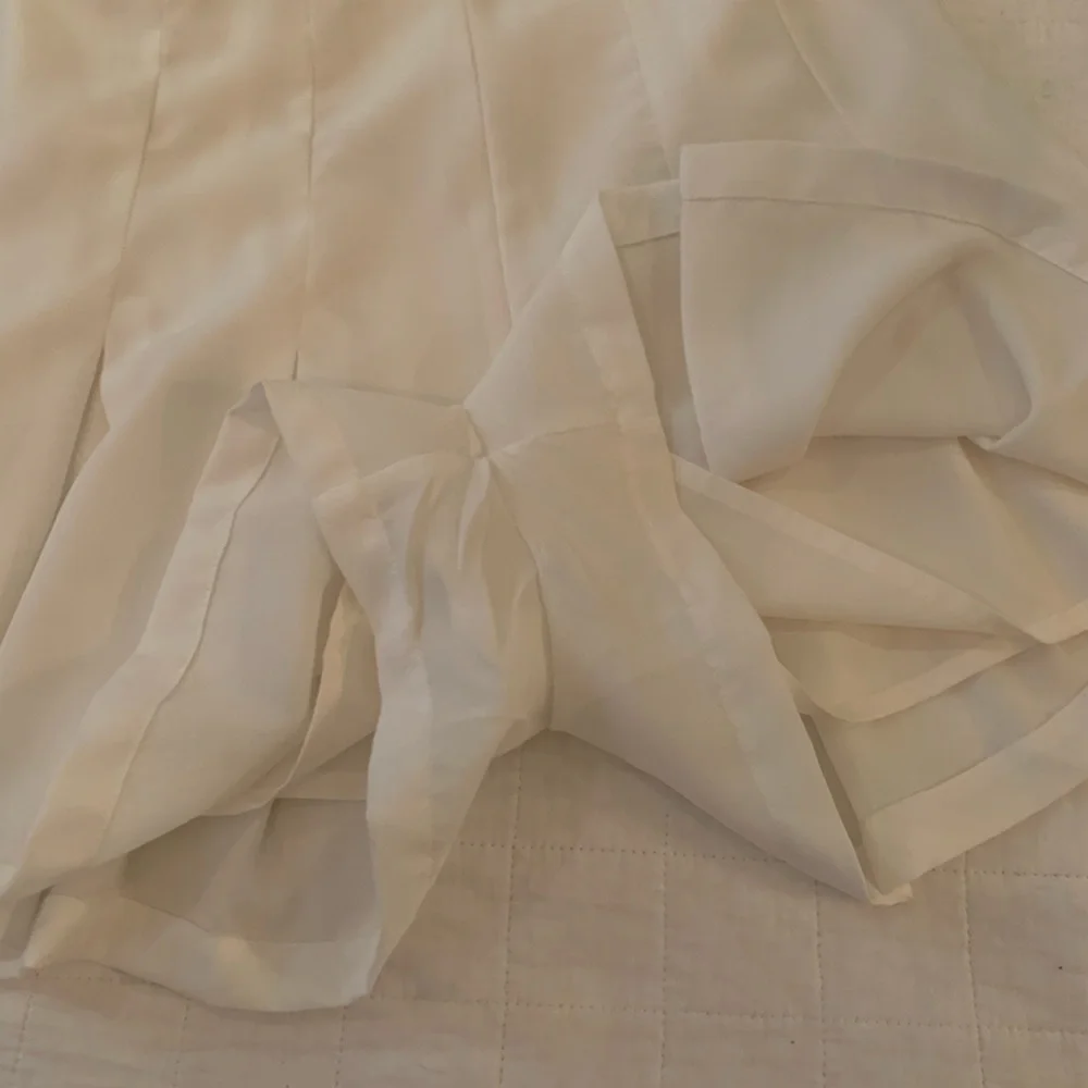 ❤️FANCO❤️FLIRTY WHITE SKATER SKORT💕EXCELLENT CONDITION! - Picture 5 of 6